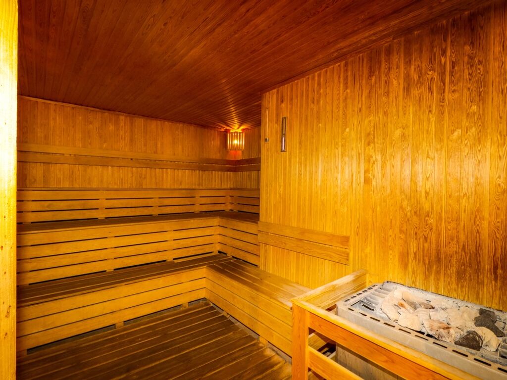 Queen`s Park Le Jardin Resort