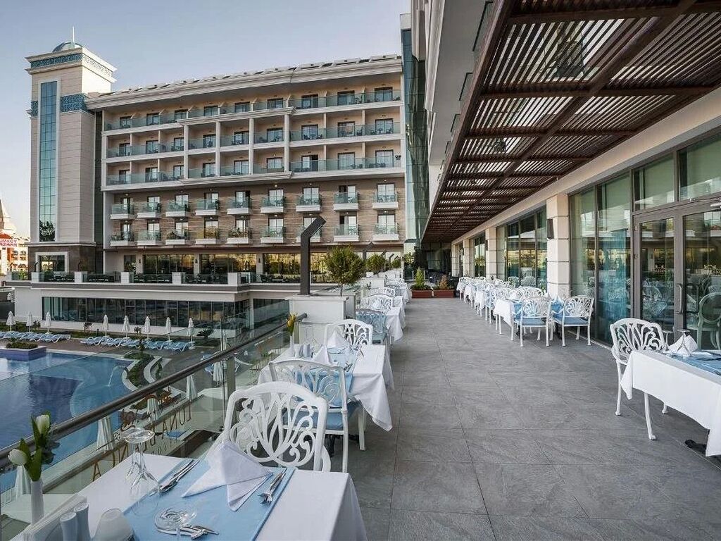 Luna Blanca Resort & Spa