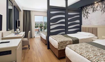 Seaden Sea World Resort & Spa