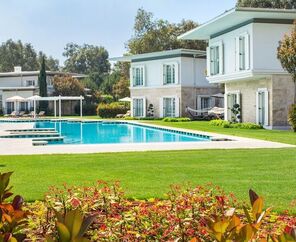 Azure Villas By Cornelia