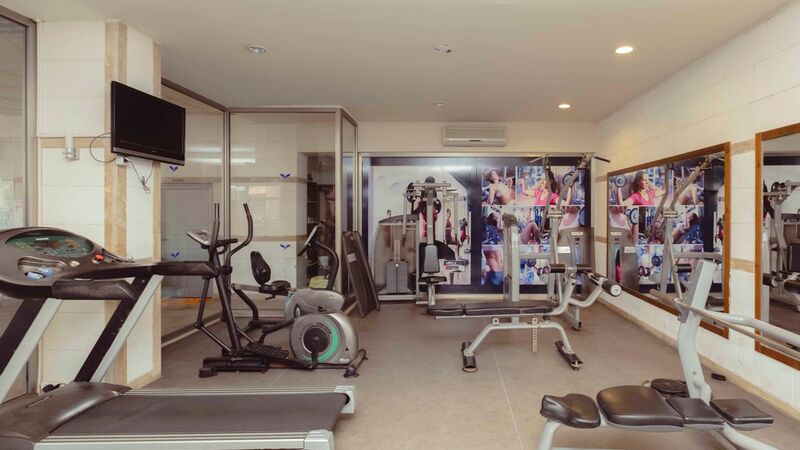 Club Side Coast Hotel