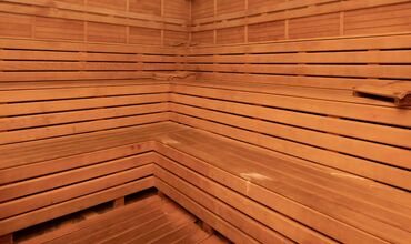 Club Side Coast Hotel