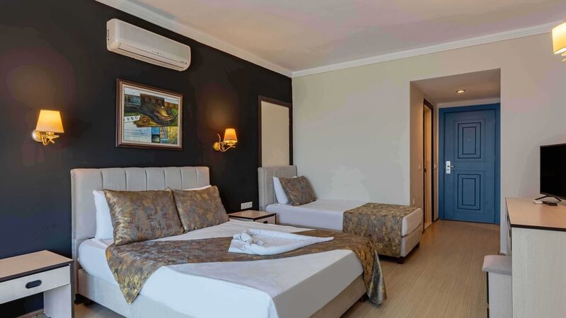 Side Orange Paradise Hotel