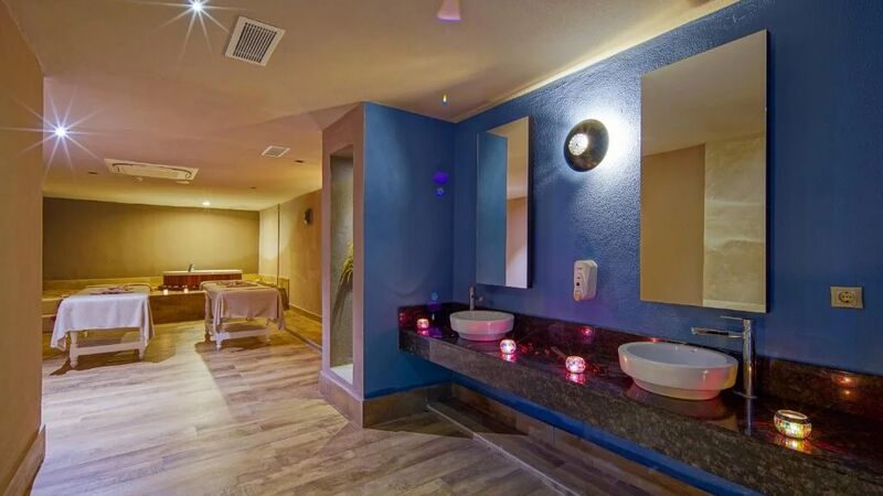 Diamond Elite Hotel & Spa +16