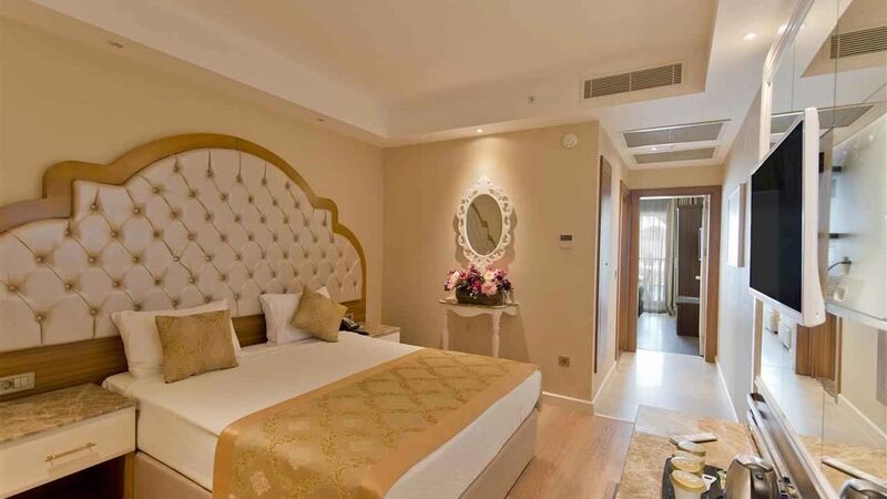 Oz Hotels Side Premium