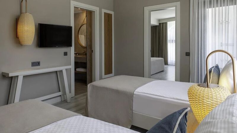 Side Royal Style Hotel