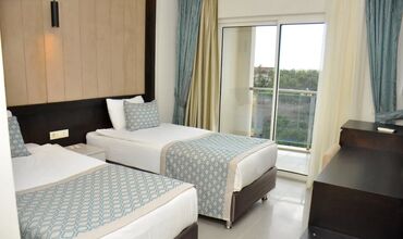 Lrs Lake River Side Hotel & Spa