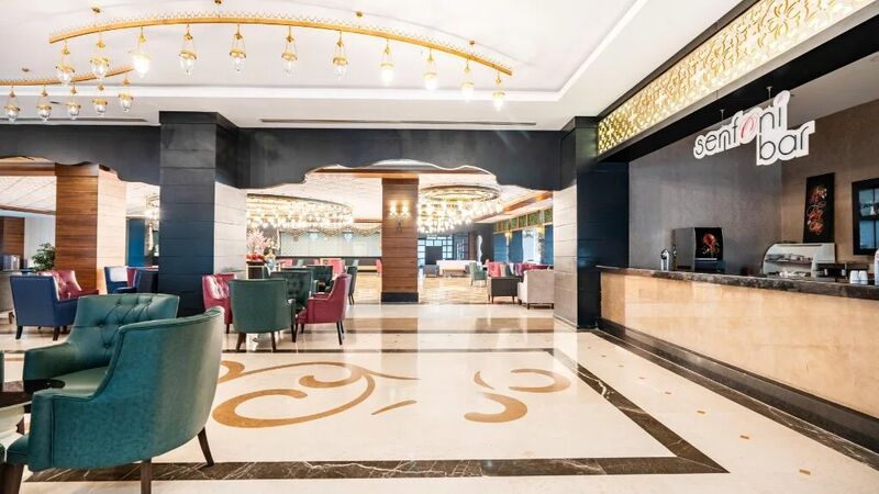 Lrs Lake River Side Hotel & Spa