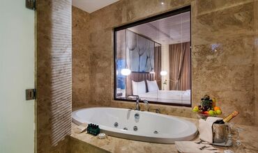 Bellis Deluxe Hotel