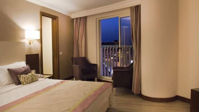 Side Alegria Hotel +18