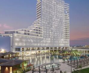 Grand Sapphire Resort